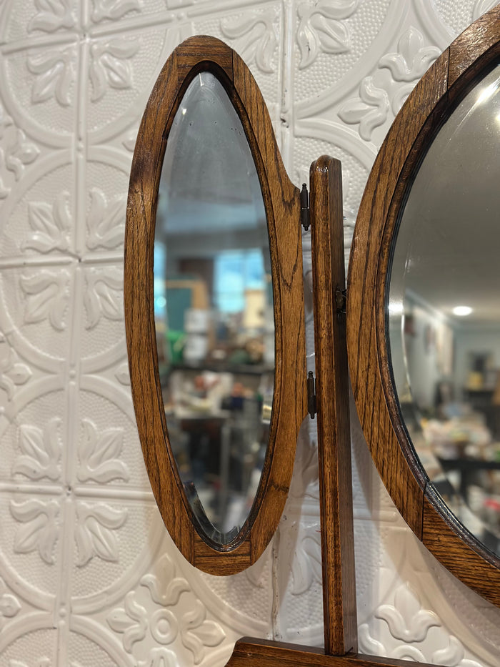 Oak Side Dressing Table with 3 tri fold mirror