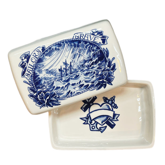 Sailor’s Grave Table Box